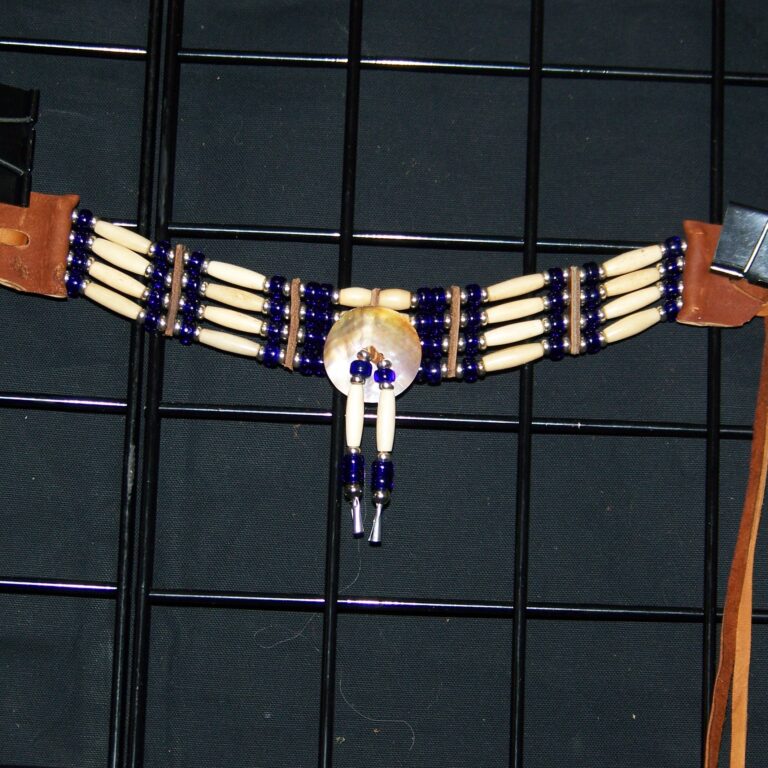 BONE CHOKER